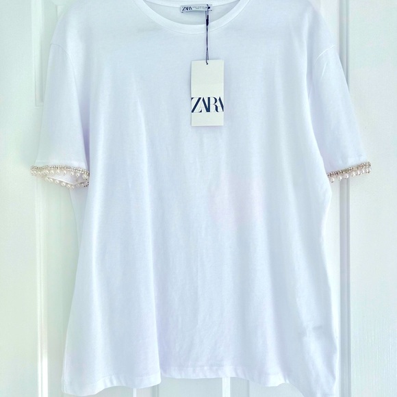 Zara Tops - Zara pearl and rhinestone appliqué tee